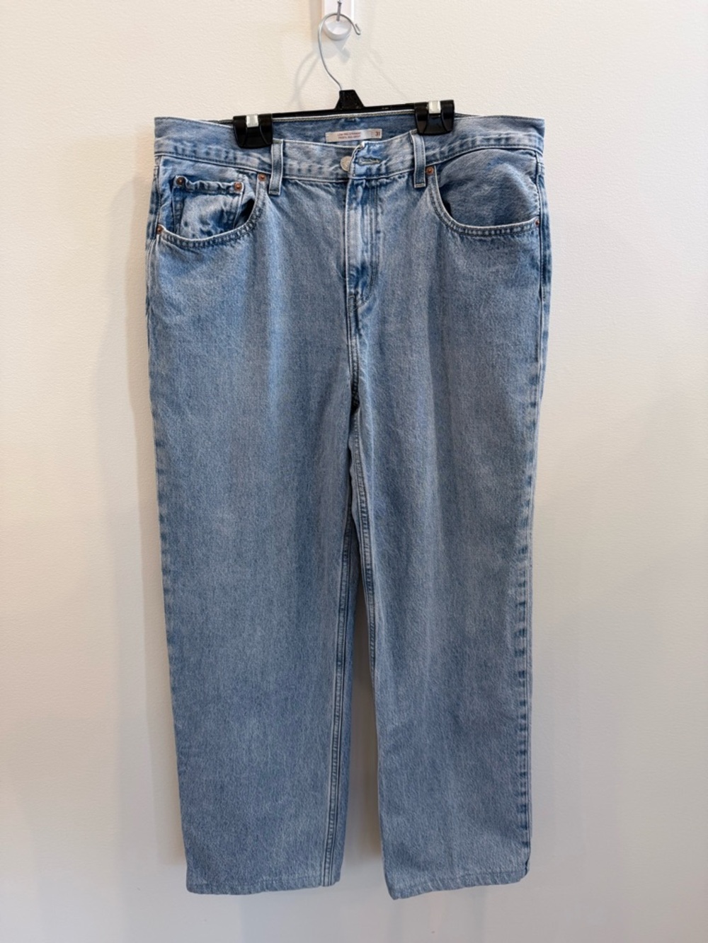 Levi’s Low Pro Straight Jeans Light Wash Normcore Closet Staple Denim size 31